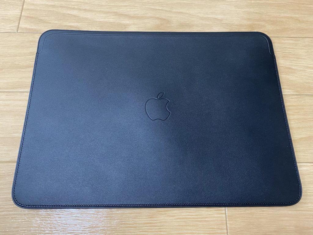 Apple 純正レザースリーブ MTEH2FE MacBook Pro Air-