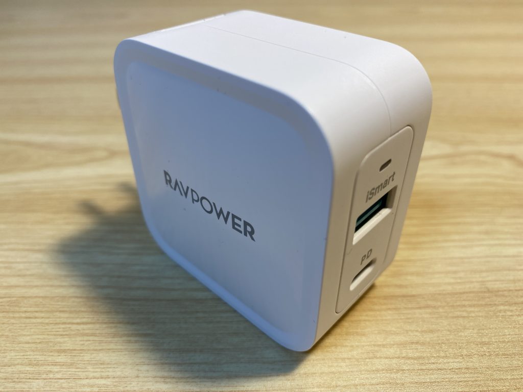 RAVPOWER充電器（RP-PC133）